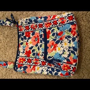 SOLD Vera Bradley Classic Hispter Crossbody